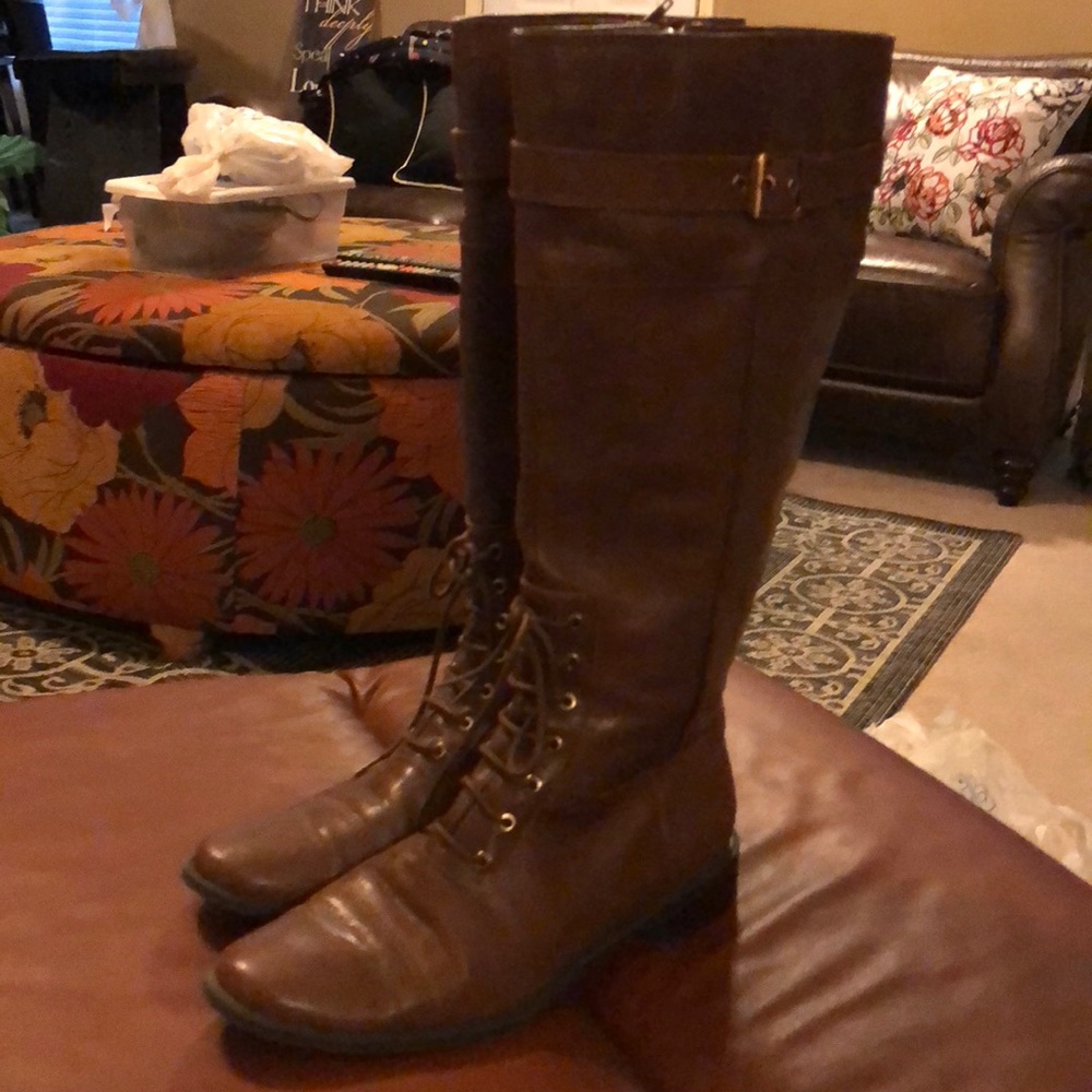 Boots - Picture 3 of 3